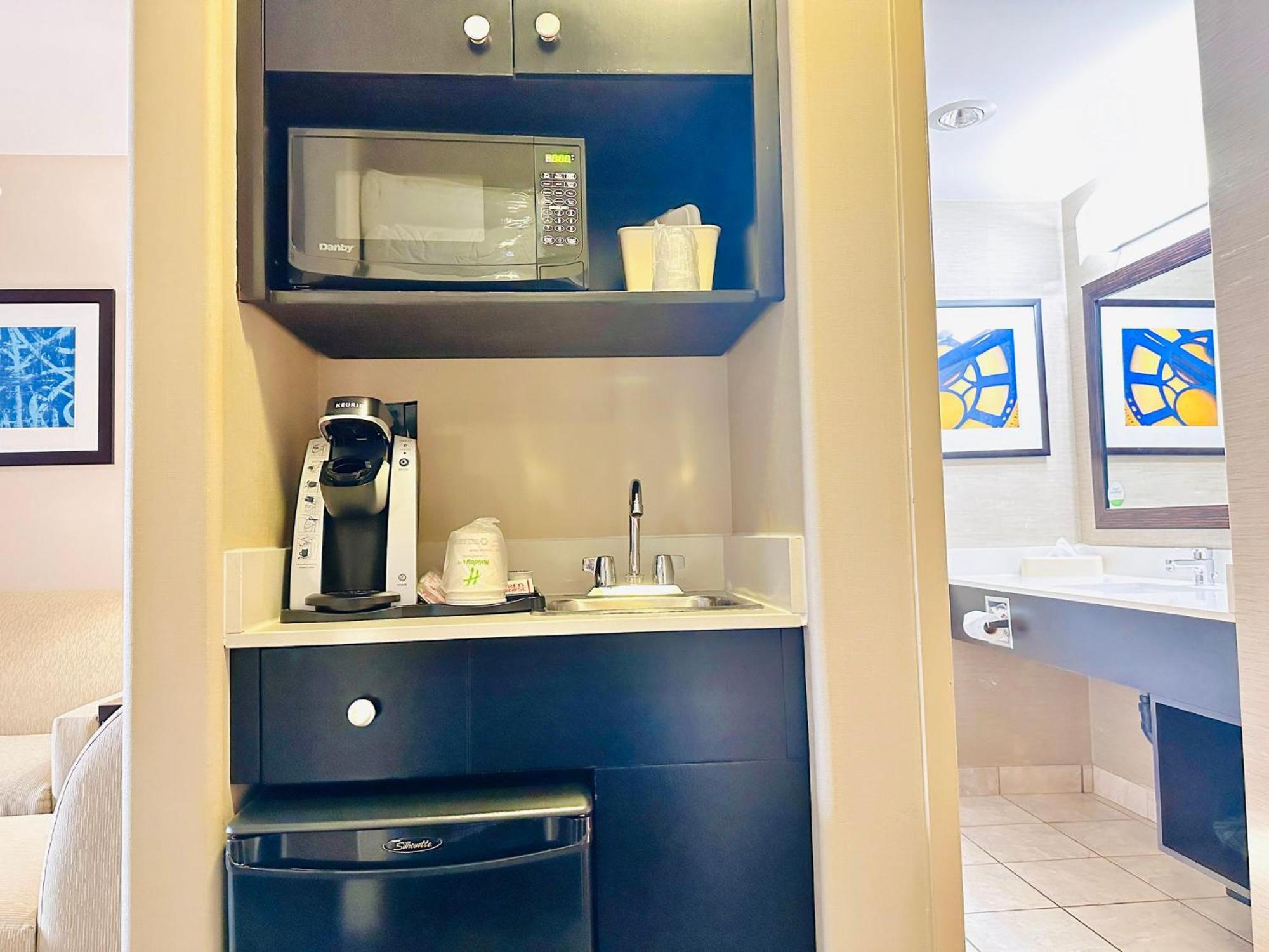 Holiday Inn Hotel & Suites Regina By Ihg Екстериор снимка