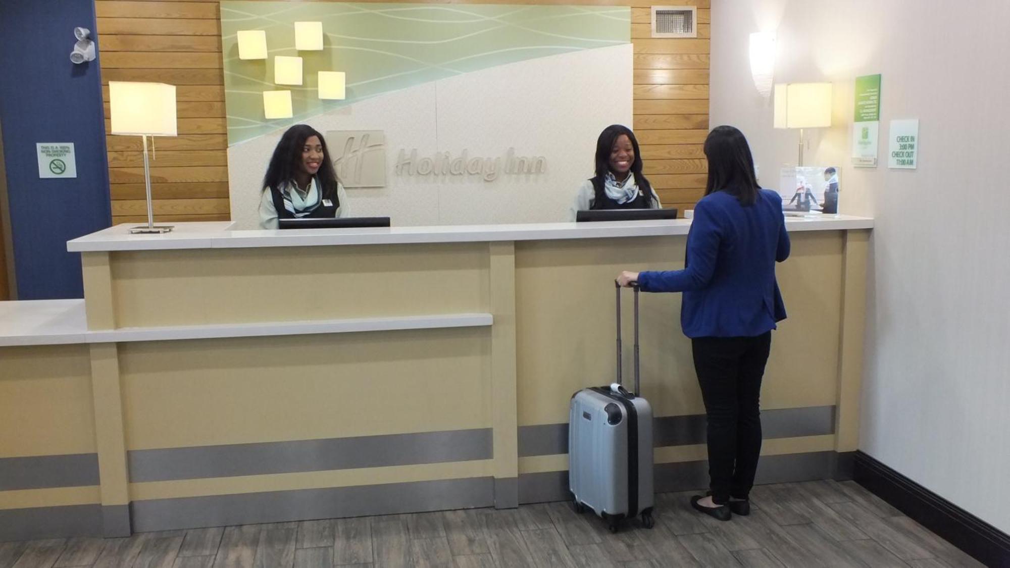 Holiday Inn Hotel & Suites Regina By Ihg Екстериор снимка