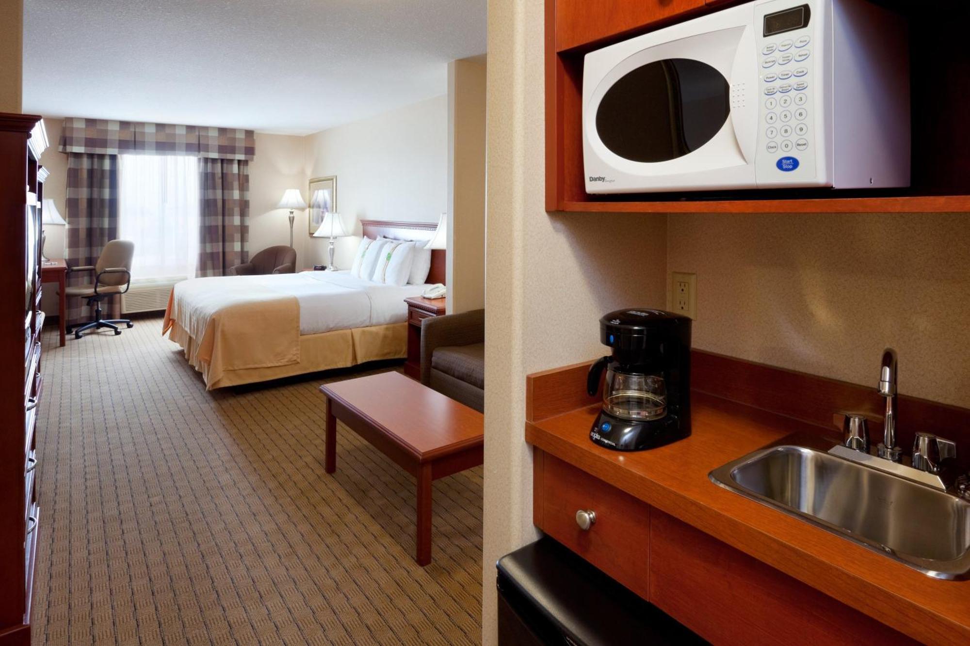 Holiday Inn Hotel & Suites Regina By Ihg Екстериор снимка